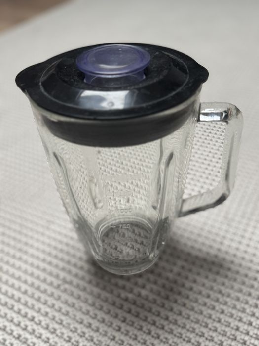 Bol / cană pentru blender Russell Hobbs model 18996-56