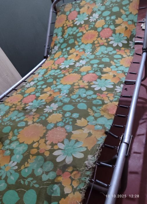 Продается Раскладушка б.у