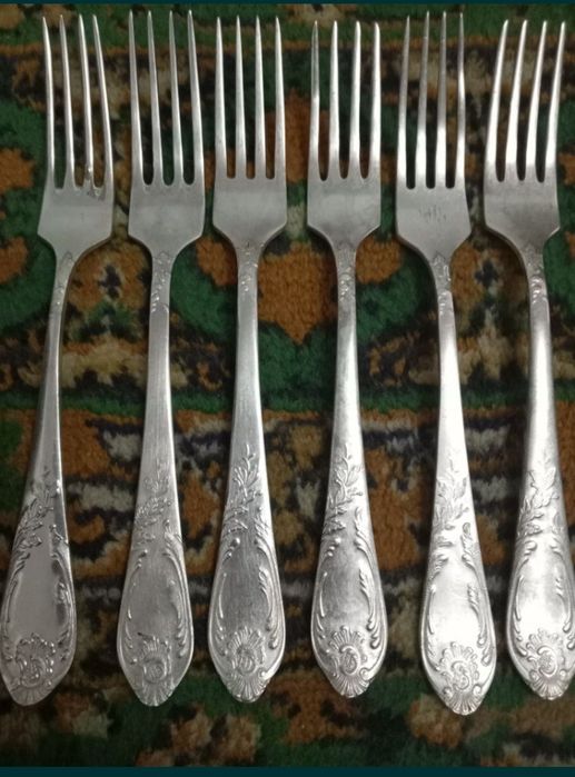 Посуда. Мельхиор, вилки десертные 6 шт.