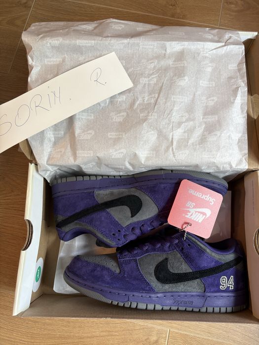 Supreme Nike SB Dunk Low