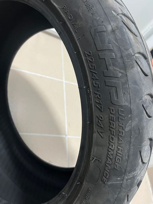 Лятна гума 225/45/17