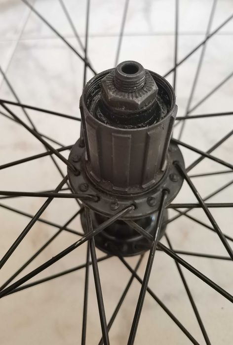 Задна капла 28" 18mm QR V-brake