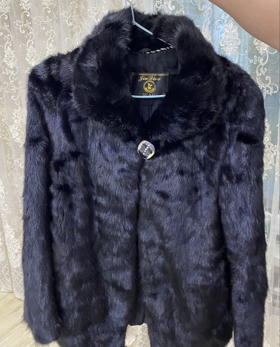 Продам норковую шубу