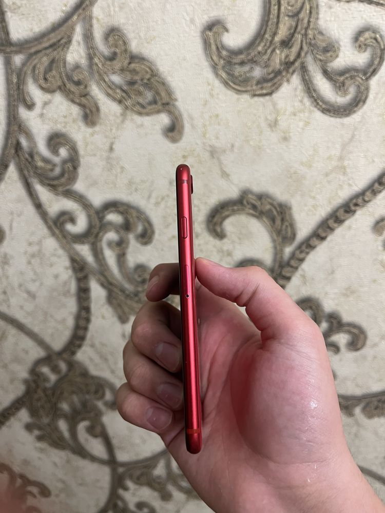 iPhone SE.