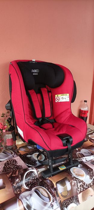 Vând scaun copii 0-25 kg