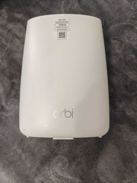 Router wireless Netgear Orbi LBR20 AC2200 LTE router 4G+
