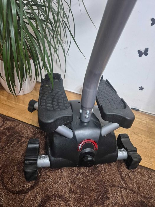 Степер с дръжки Insportline