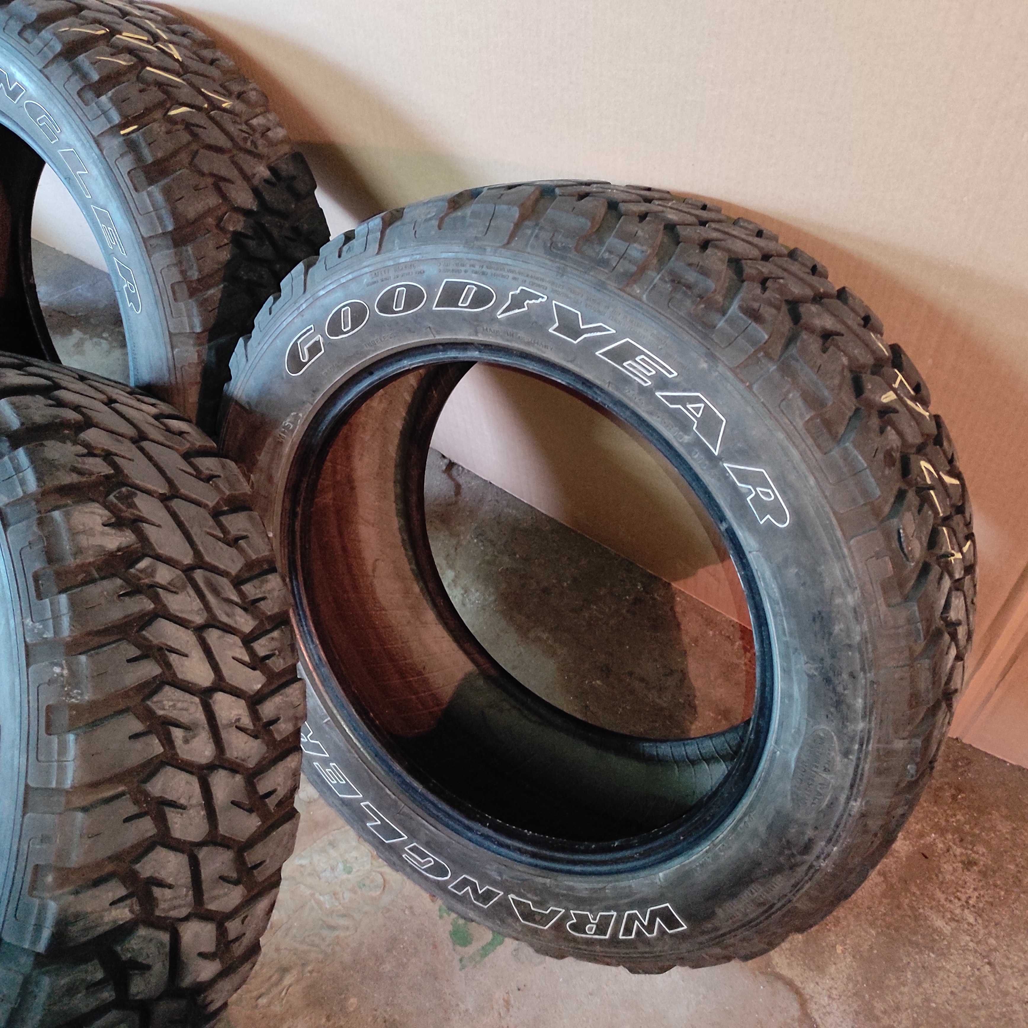 Гуми  Goodyear Wrangler