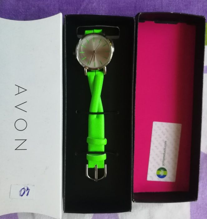 Ceas de dama nou-AVON