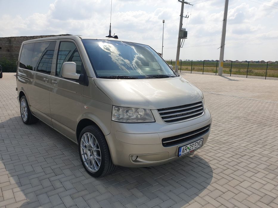 Volksvagen Bus T5 Caravelle 2009, motor 2,5 tdi