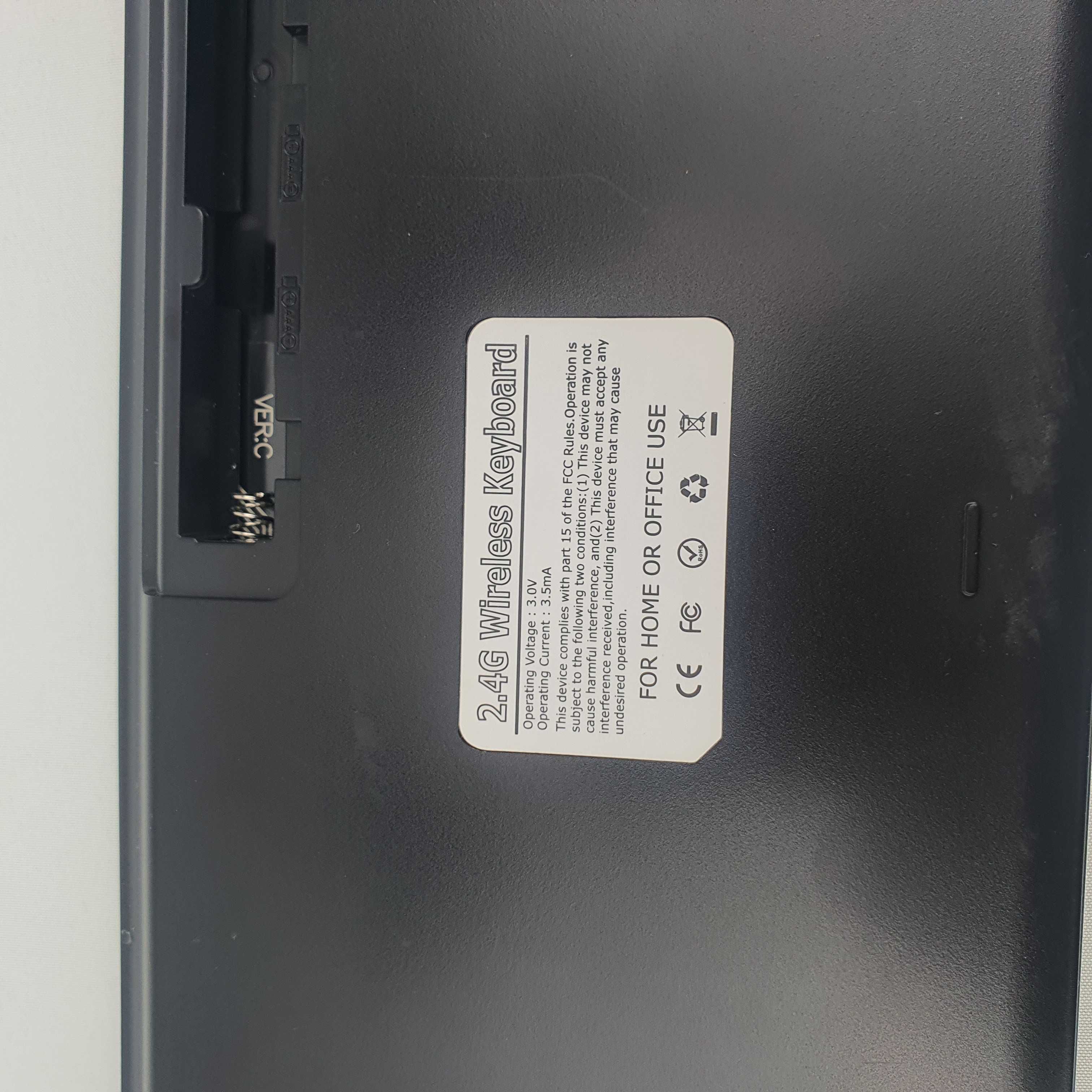 Noua-Tastatura laptop wireless cu touchpad-Universala