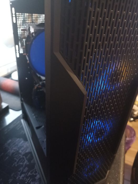 Игровой системник: i7-8700K, RTX 3050, Z370, SSD 512GB