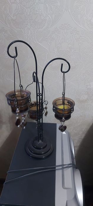 Подсвечник,стул,тостер,одеяло пуховое,одеяло верблюжка