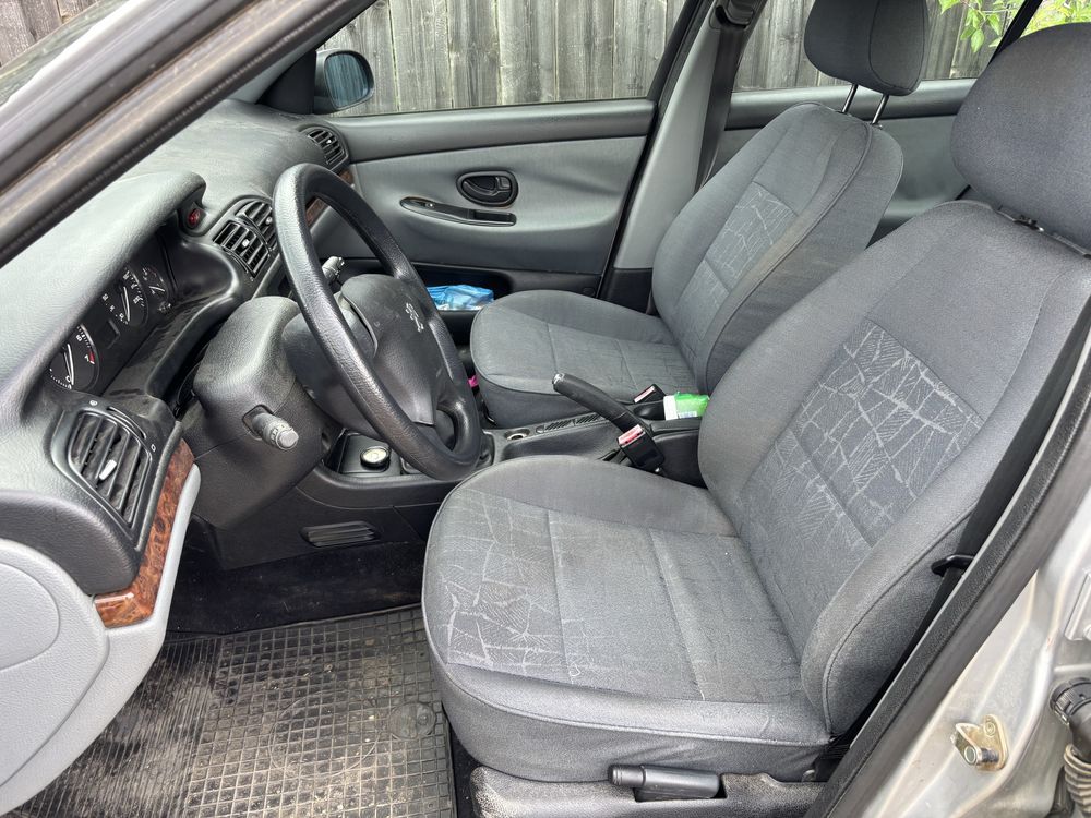 Peugeot 406 din 2001