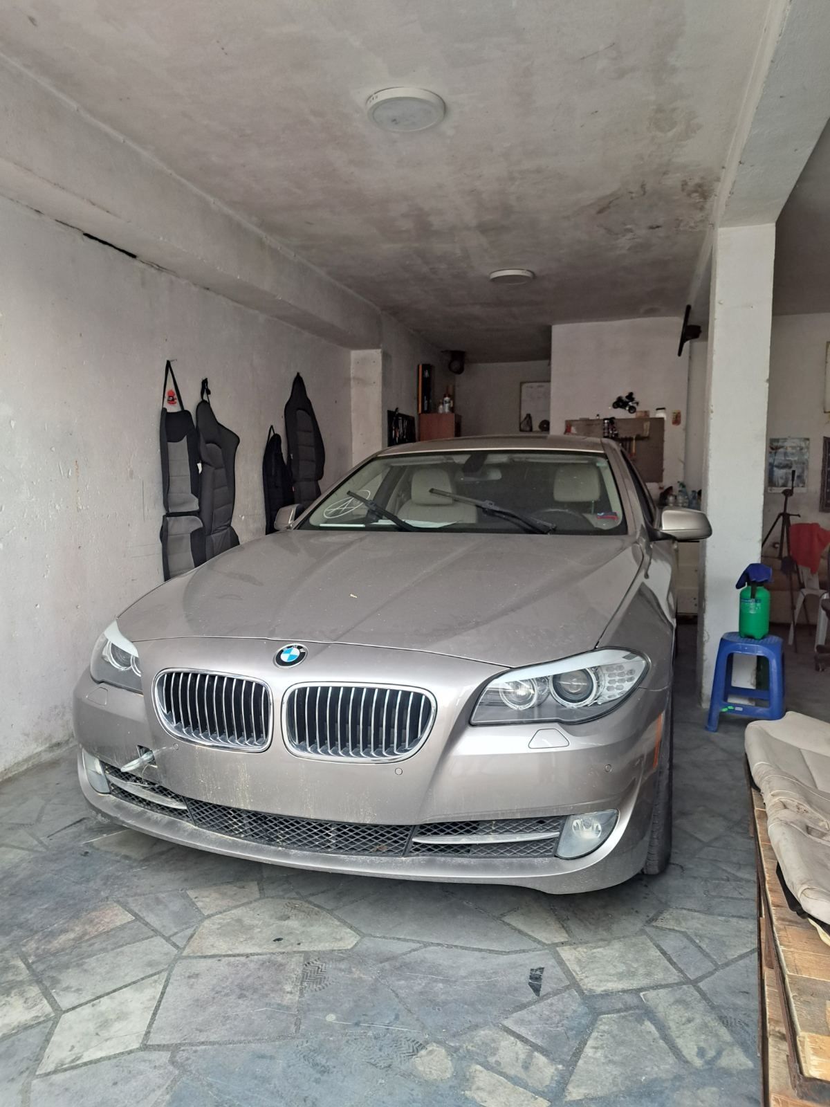 Bmw 528i -245 к.с. Benzin
