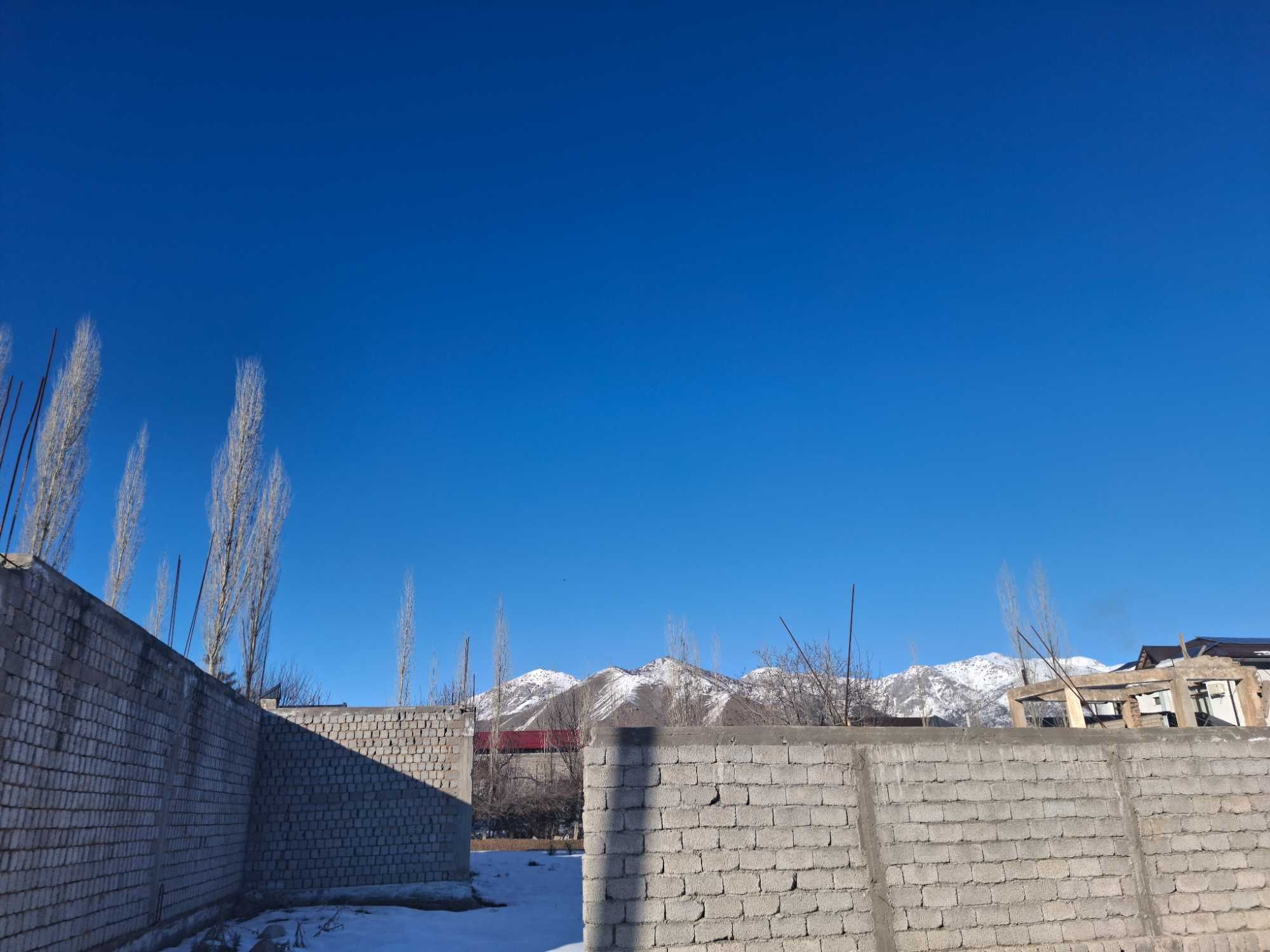 Xumsonda, "Ugam" MFY hududida dacha uchun yer