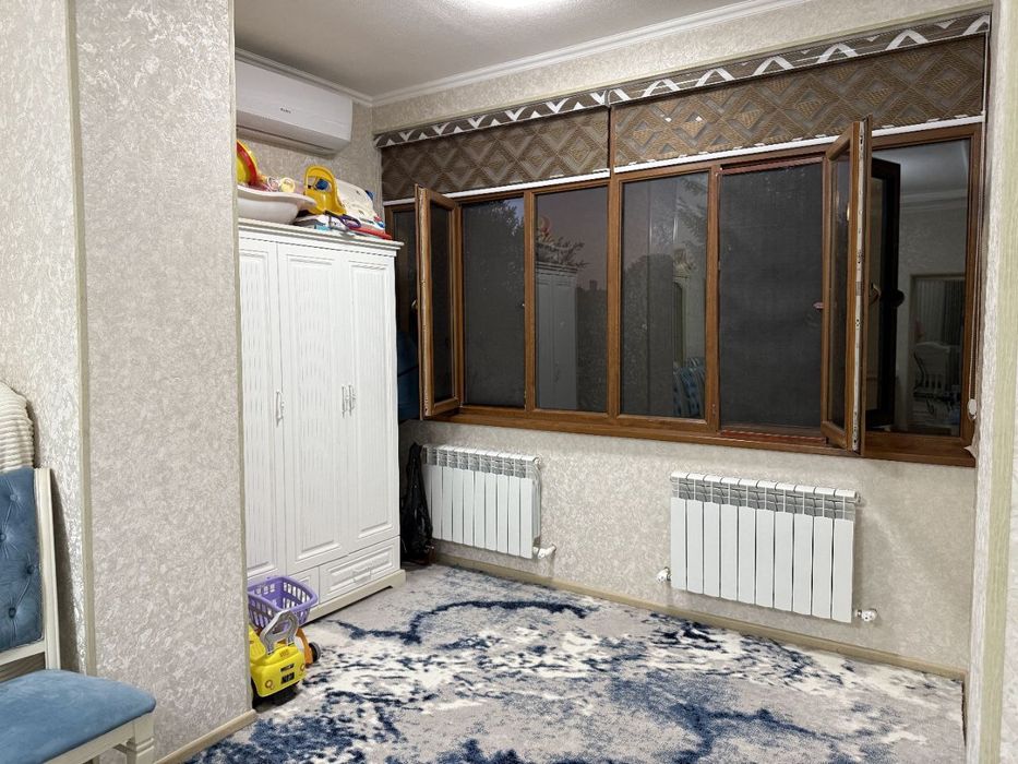 Срочно продаётся 2 комнатная квартира в городе Чирчике
