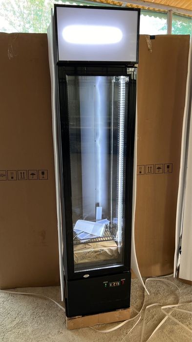 Vitrina friforifica slim 120L