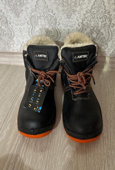 Зимние спец обуви ботинки 42р и 43р бренд TALAN и ANTTEK