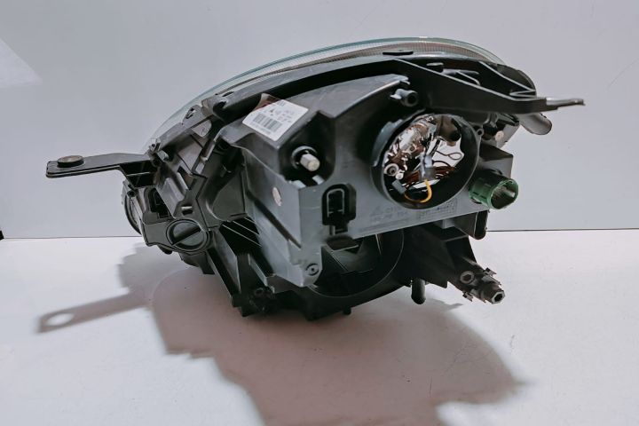 Far xenon dreapta 00505202270 Alfa Romeo Giulietta 940