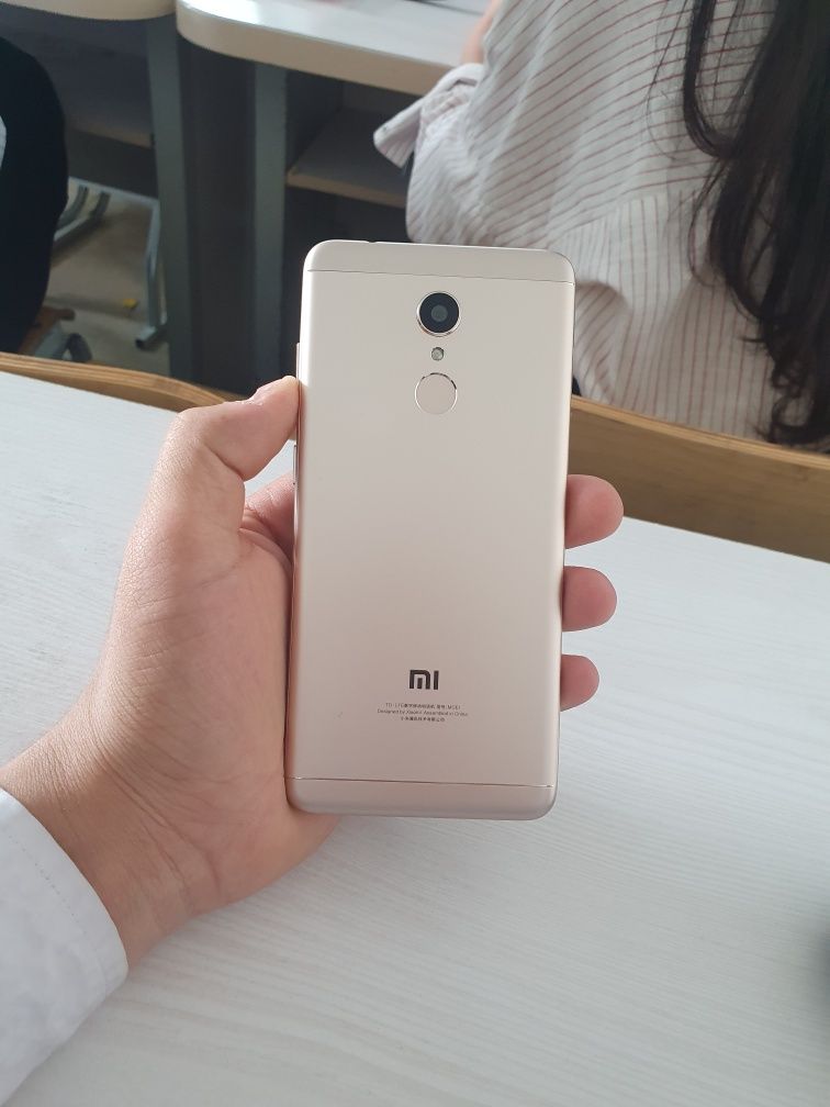 Redmi 5 sotiladi ideyal