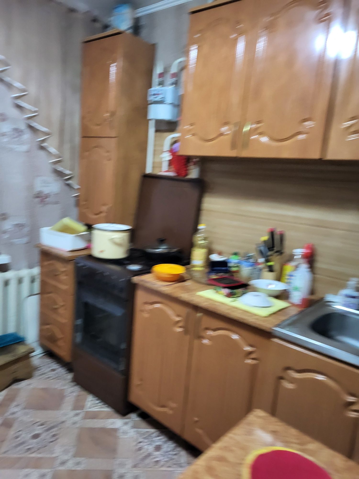 Продам 2 ух комн кв Ленинградку в 19 мкр