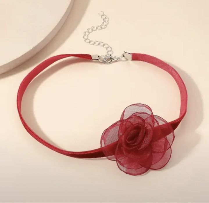 Бархатный чокер с розой в 3-х цветах