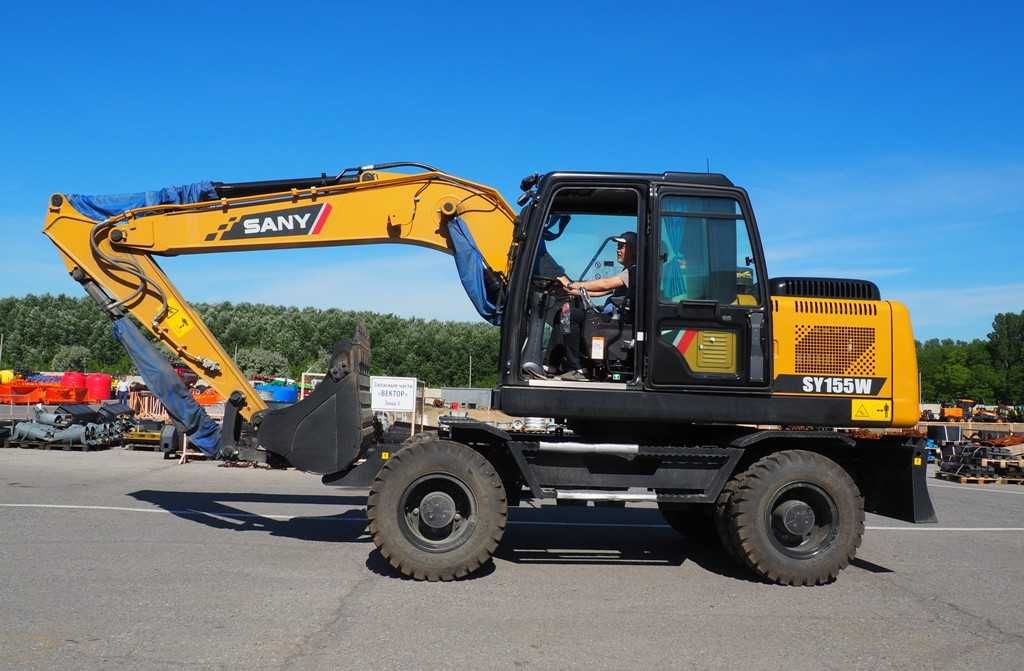 Экскаватор SANY SY 155 W I5 / 2025 года - рассрочка бор