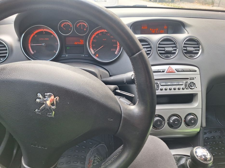 Пежо 308 2011г 1.6 HDI 92 к.с.