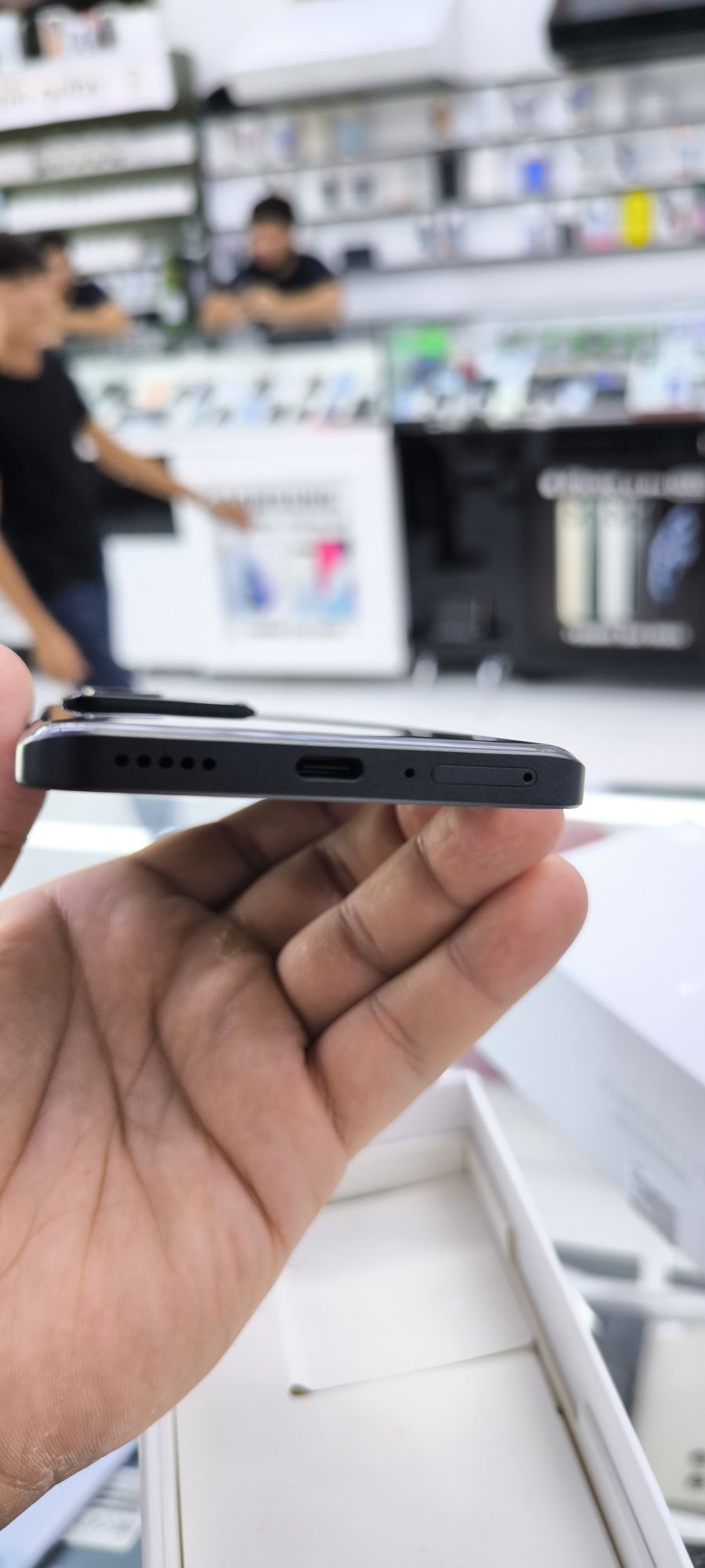 xiaomi 13 T 8/256 qora yangi
