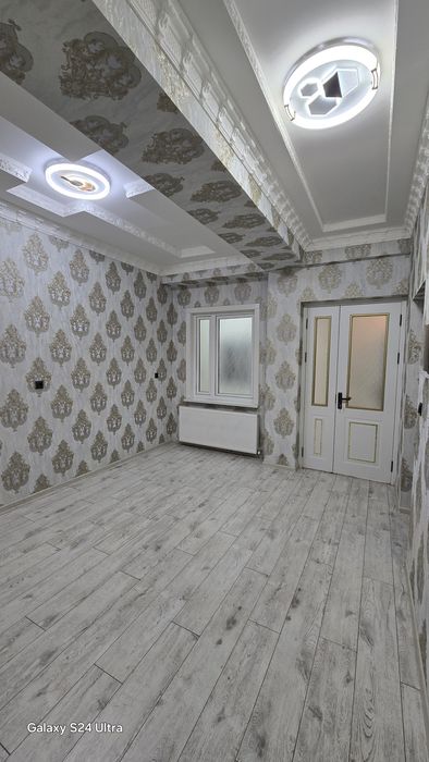 Kvartira 3 xonali , 2-etaj, Parkentskiy