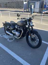 Triumph Bobber 1200cc