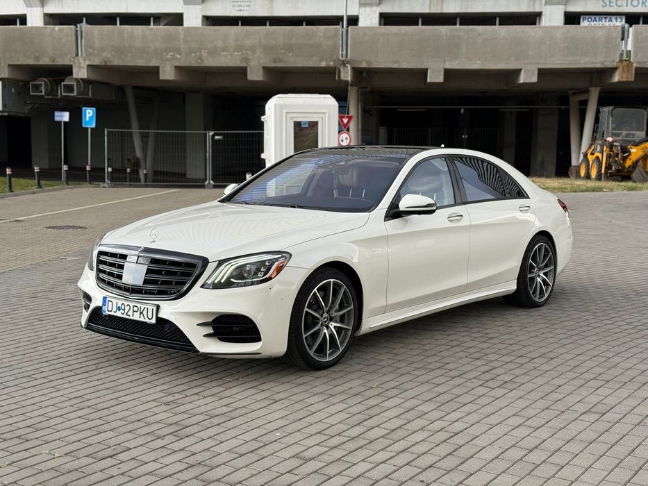 Mercedes S 450.