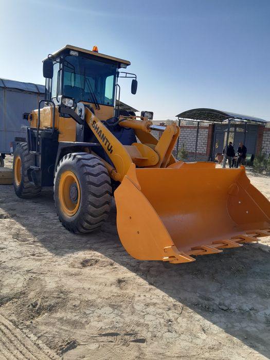 Продаётся погрузчик 1.8куб