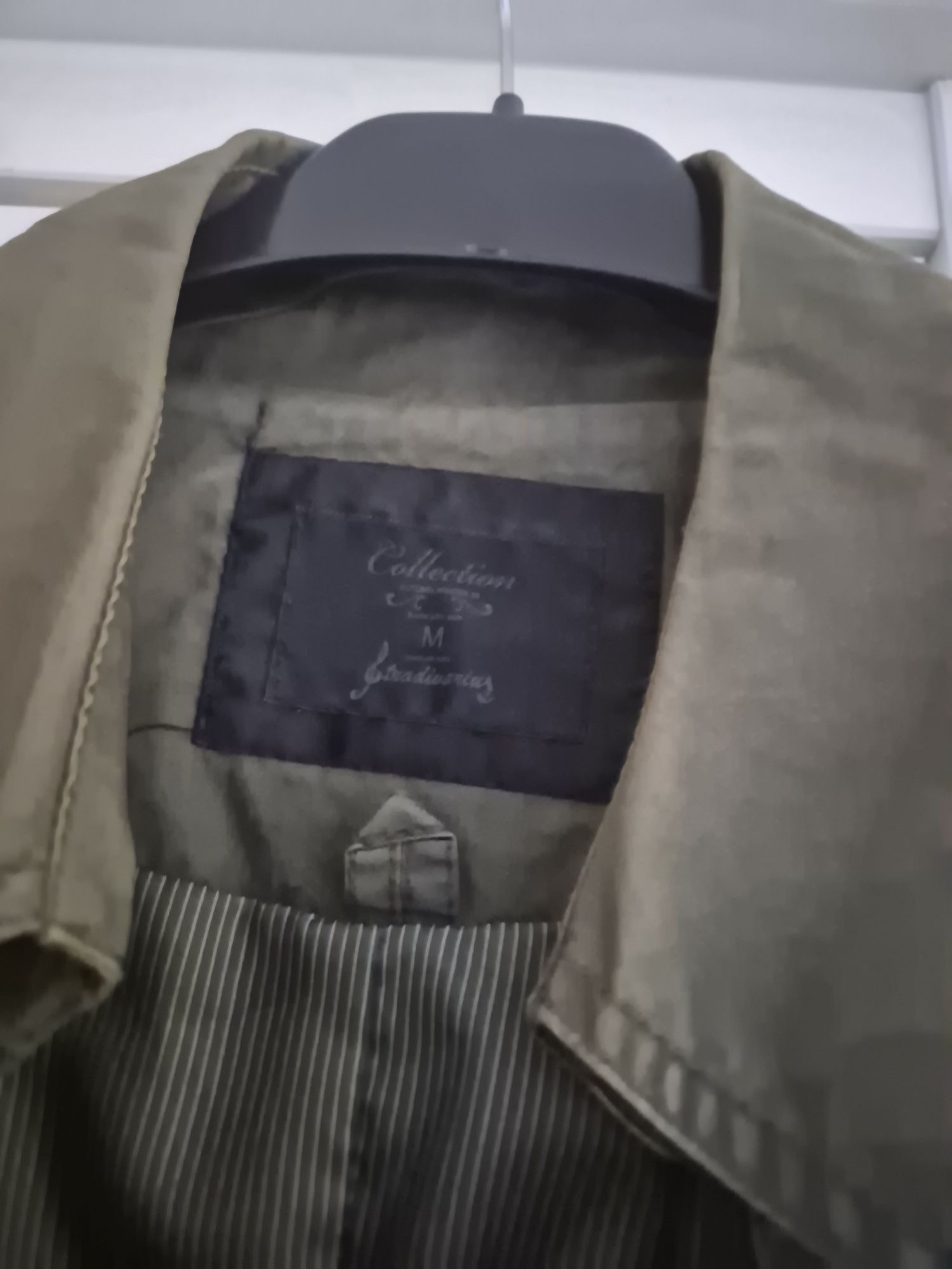 Trench-uri dama cu cordon Bershka