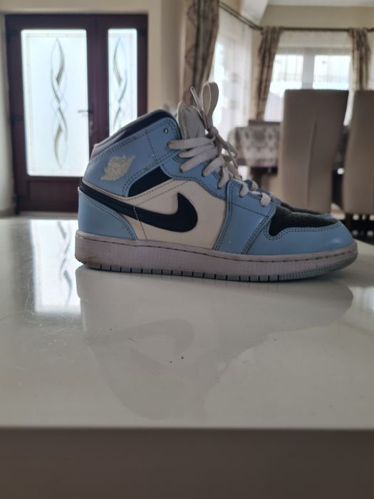Air Jordan 1 mid ice blue GS