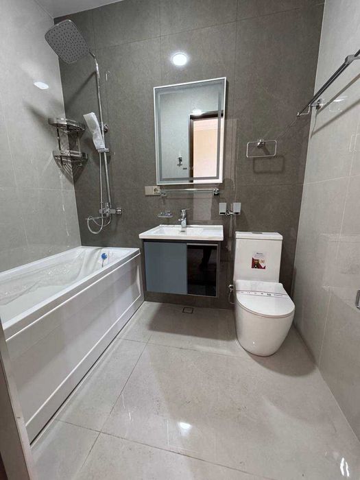 Продается Коттедж 4 уровня, ул. Саламатина, Яккасарайский район, ЦЕНТР