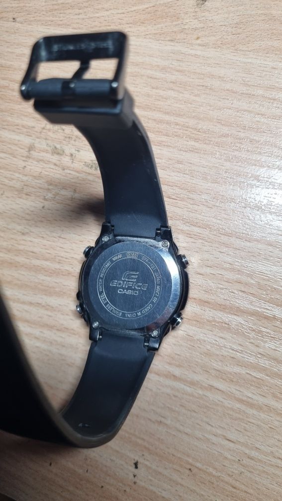 Часовник Casio Edifice EFA-131PB-1A