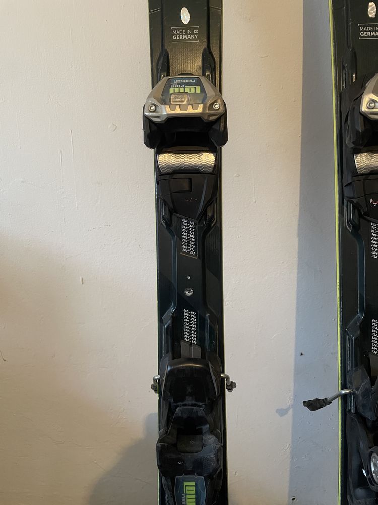 Skiuri Volkl Deacon 84