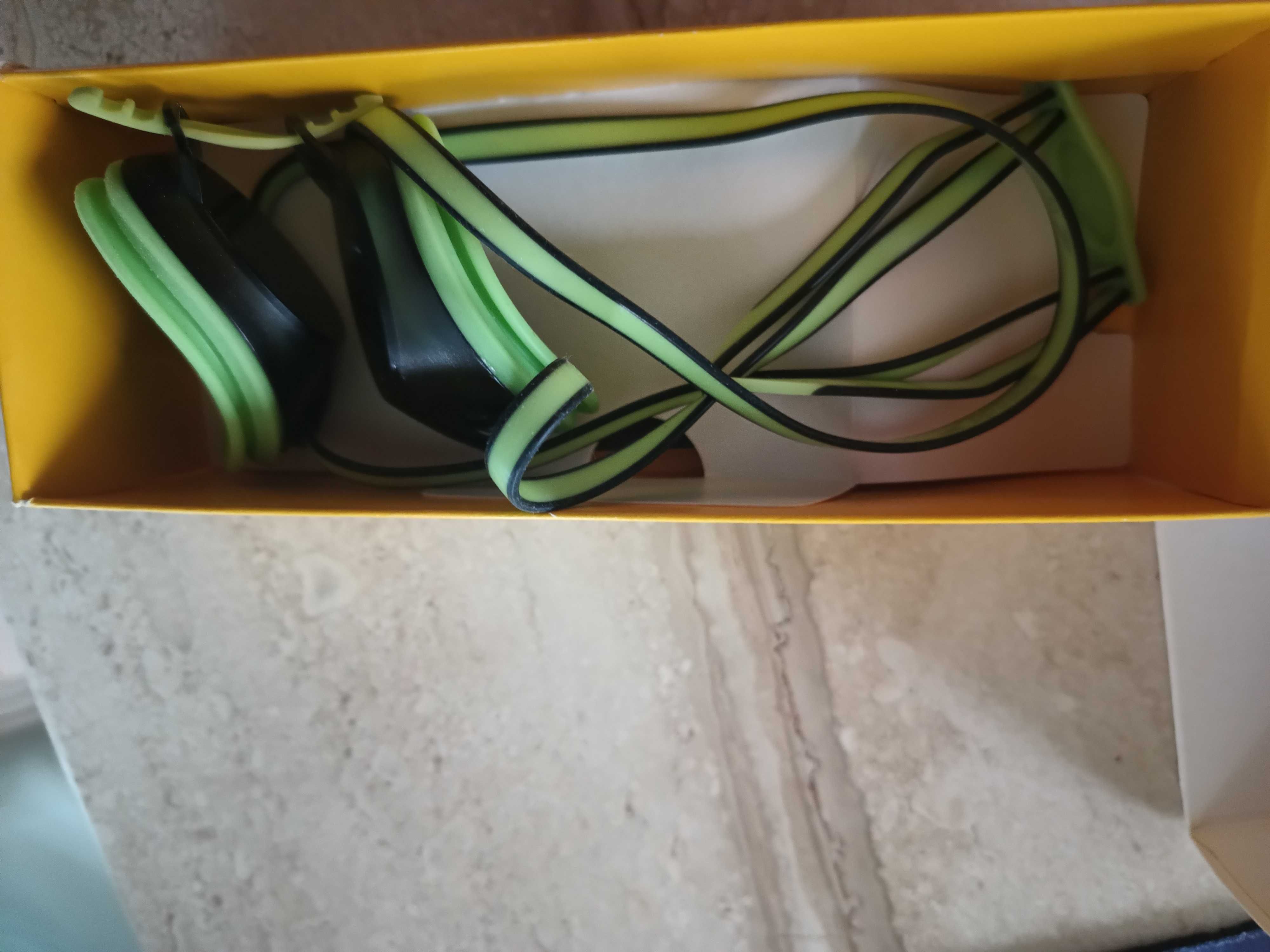 Продавам маркови очила за плуване-Speedo