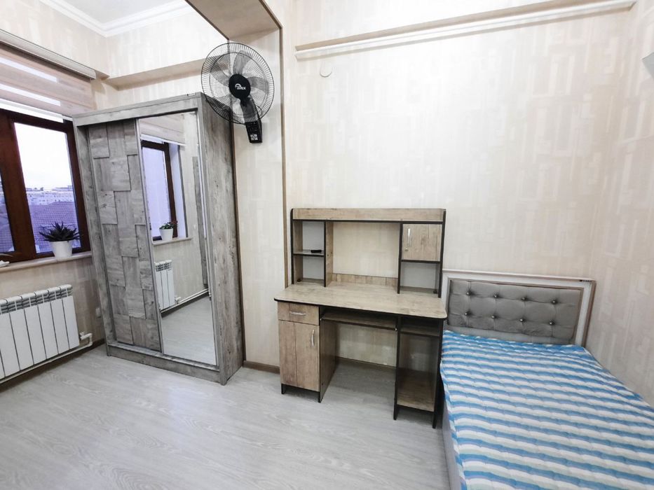 Метро Ойбек ул.Чехова 3/6/8 ориентир кафе "Bon" и "B&B"