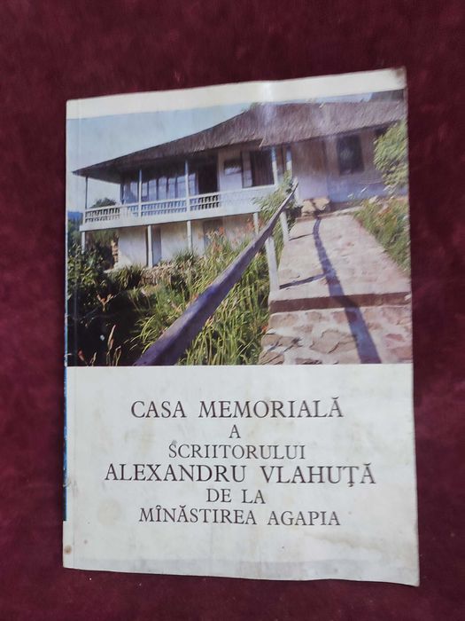 Pliante de alor cateva monumente "comuniste"