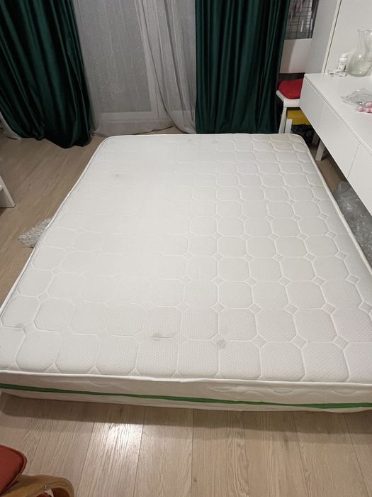 Saltea in stare buna 160/200
