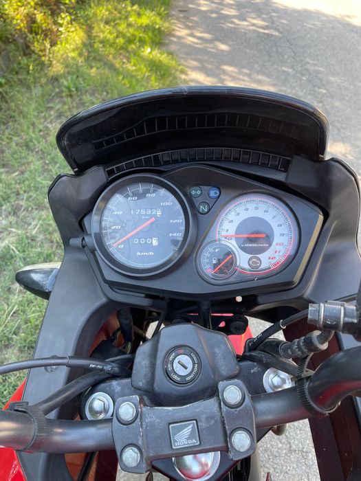 Negociabil, Honda CBF125, A1