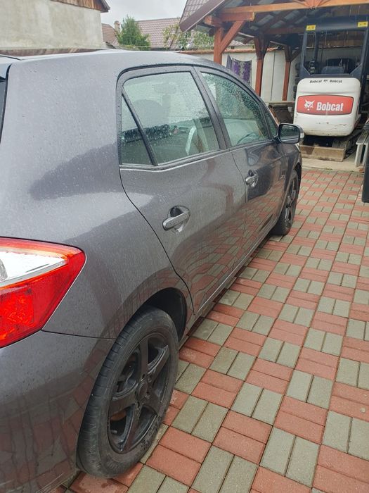 Toyota auris 1.3 disel