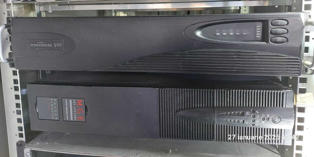 UPS ONLINE Eaton Powerware (0.7 - 1 - 3 - 6 kVA) SINUS & AVR, display.