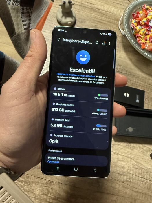Samsung S 21 ultra stare impecabilă 256 gb spatiu 12 gb ram