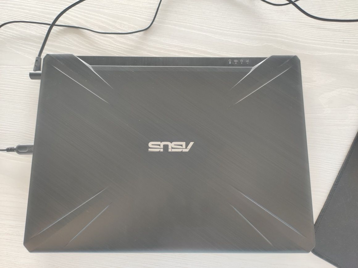 Noutbuk i5 9-avlod gtx1650 4gb