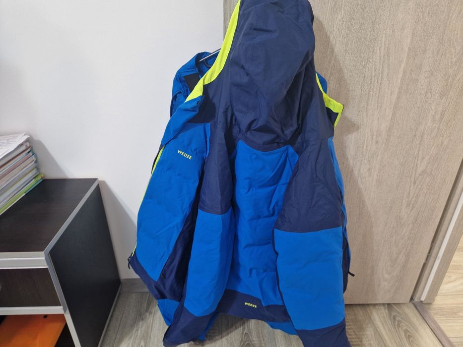 Vând geacă și pantaloni de iarnă