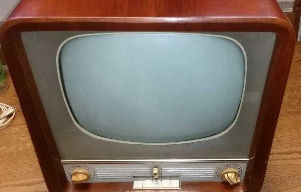 TV de colecție Rubin 102